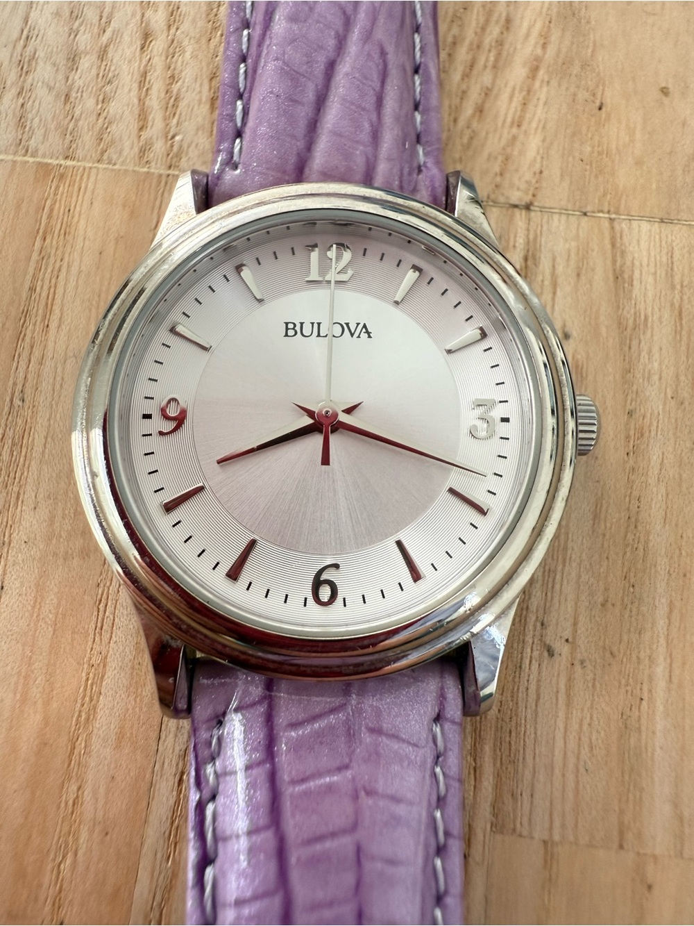 Bulova ladies silver tone lavender purple leather strap watch NEW BATTERY